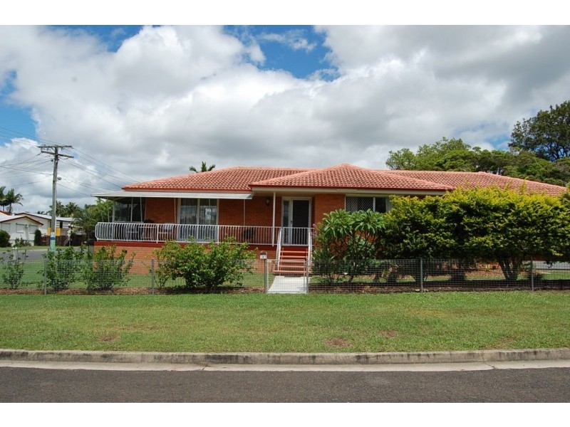 2 Hayes Street, Brassall QLD 4305