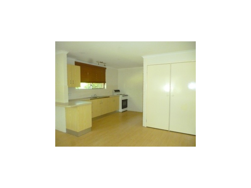 1/16 Cockrem Street, Brassall QLD 4305