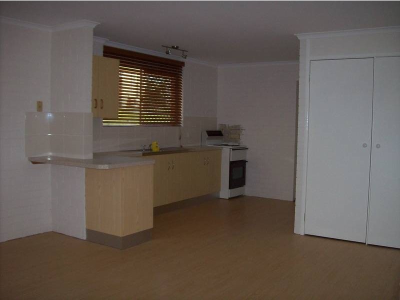 1/16 Cockrem Street, Brassall QLD 4305