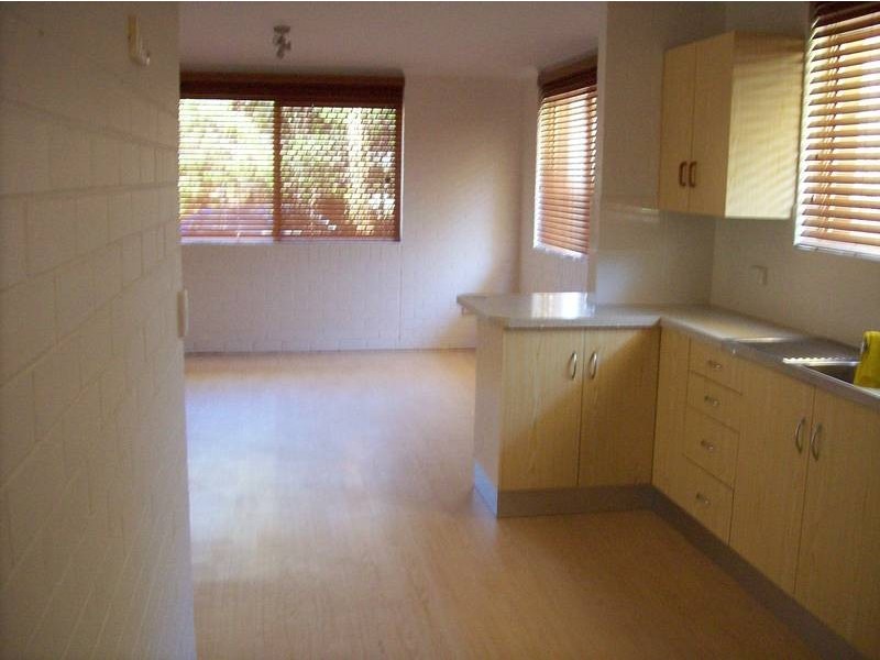 1/16 Cockrem Street, Brassall QLD 4305