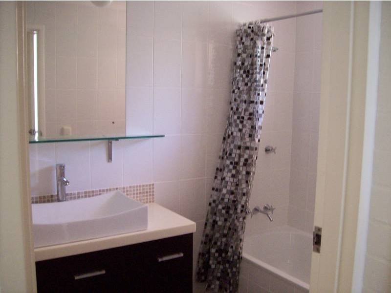 1/16 Cockrem Street, Brassall QLD 4305