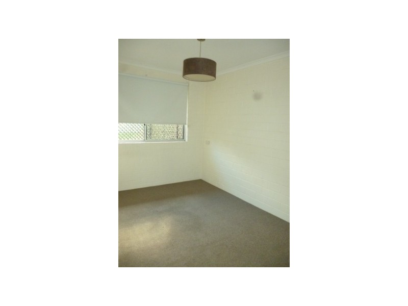 1/16 Cockrem Street, Brassall QLD 4305