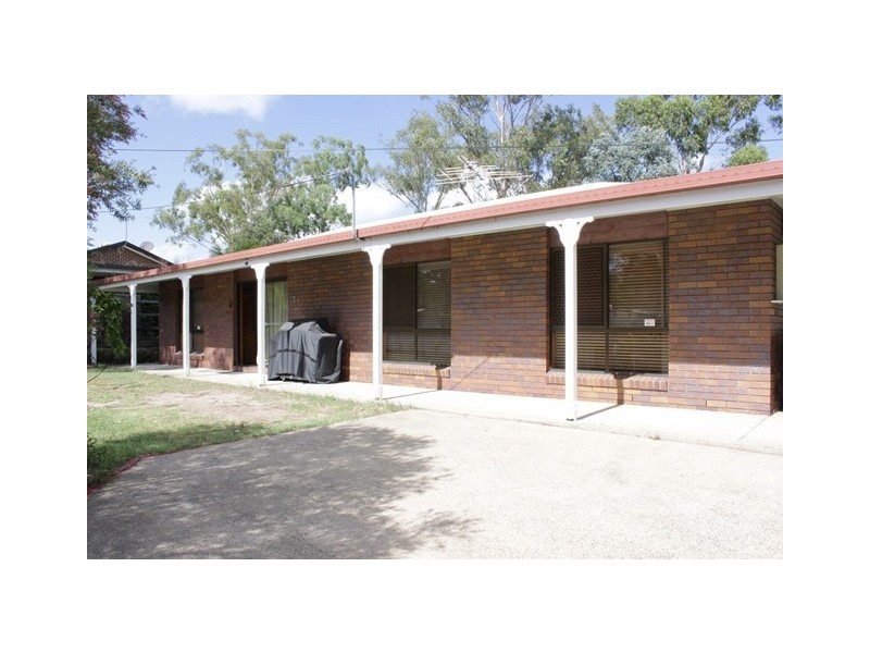 107 Mary Street, Blackstone QLD 4304