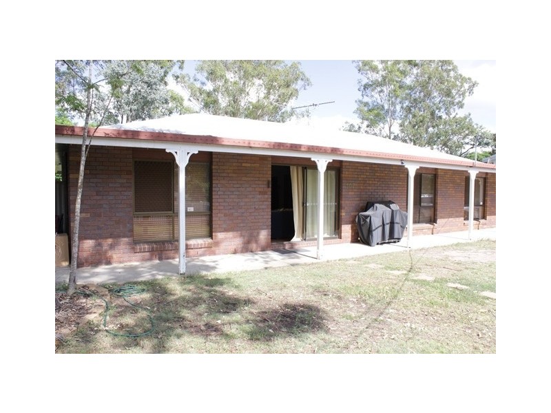 107 Mary Street, Blackstone QLD 4304