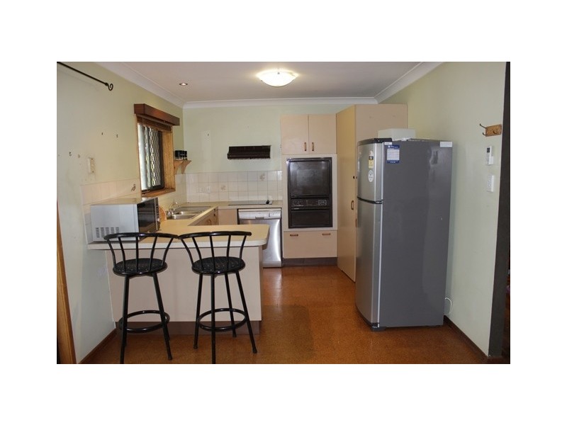 107 Mary Street, Blackstone QLD 4304