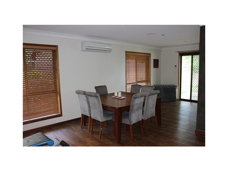 107 Mary Street, Blackstone QLD 4304