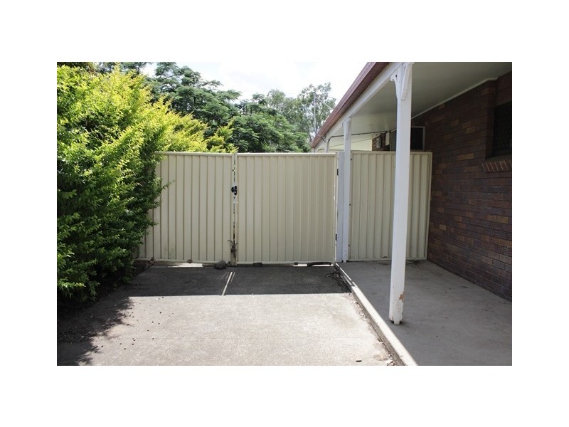 107 Mary Street, Blackstone QLD 4304
