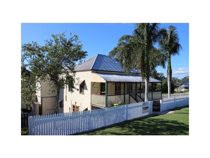 14 Liverpool Street, North Ipswich QLD 4305