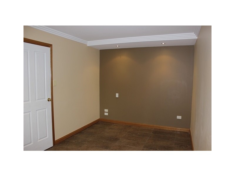14 Liverpool Street, North Ipswich QLD 4305