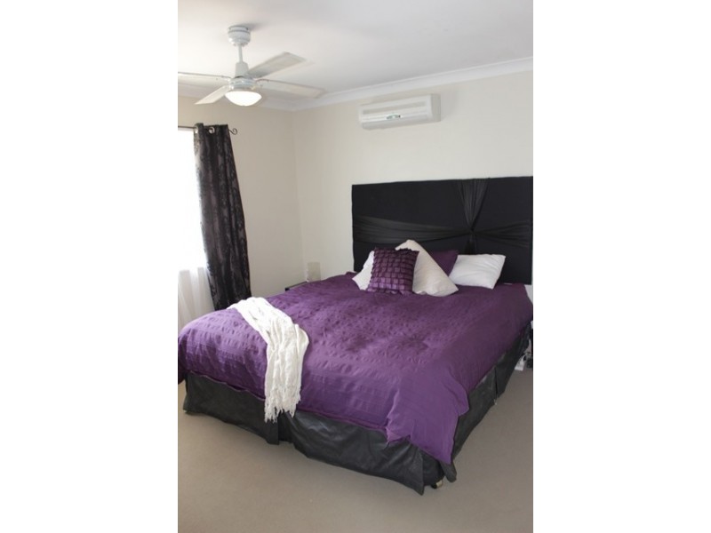 21 Dorsey Crescent, Bundamba QLD 4304