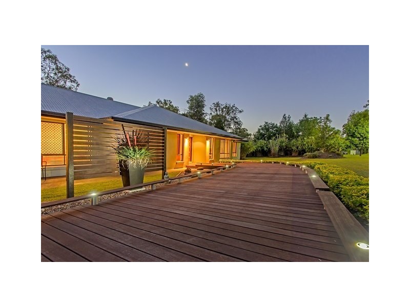 68 Cabernet Crescent, Pine Mountain QLD 4306