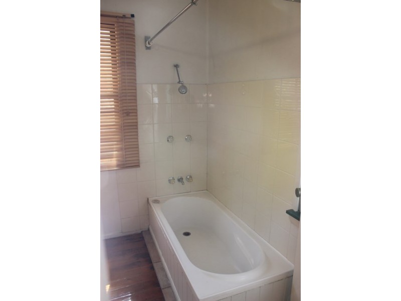 10 Whittaker Street, North Ipswich QLD 4305