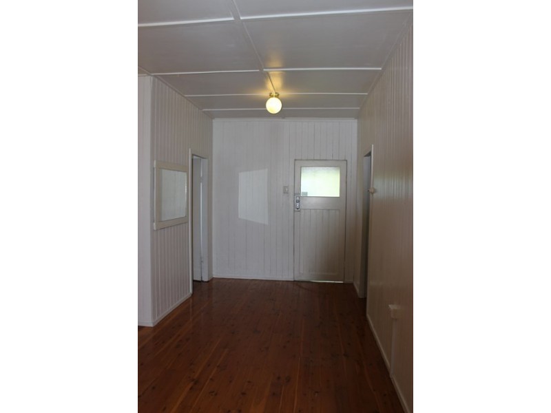 10 Whittaker Street, North Ipswich QLD 4305