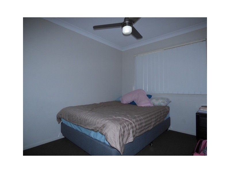 2 Nixon Drive, North Booval QLD 4304