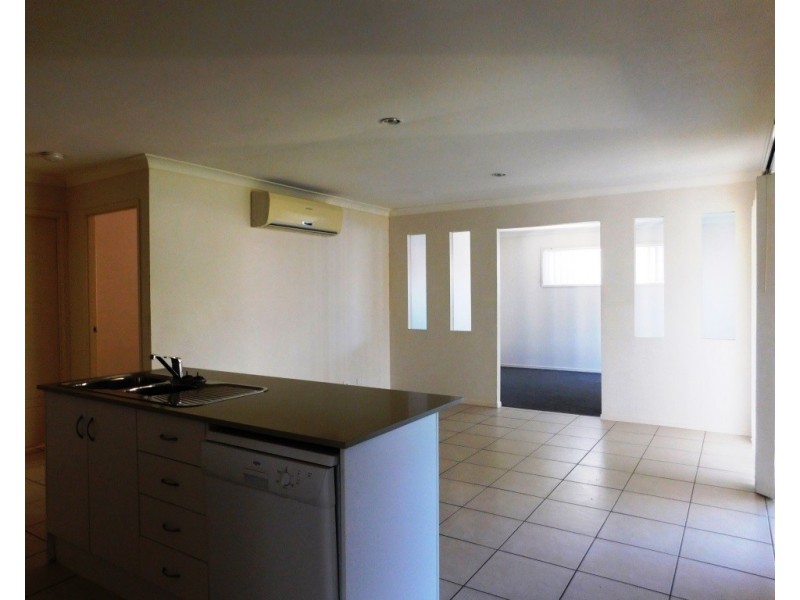 9 Neumann Place, Leichhardt QLD 4305