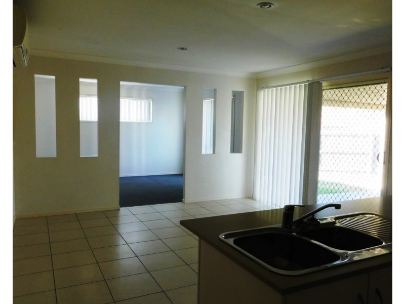 9 Neumann Place, Leichhardt QLD 4305