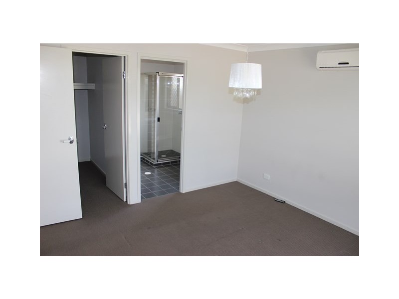 6 Broadwood Street, Fernvale QLD 4306