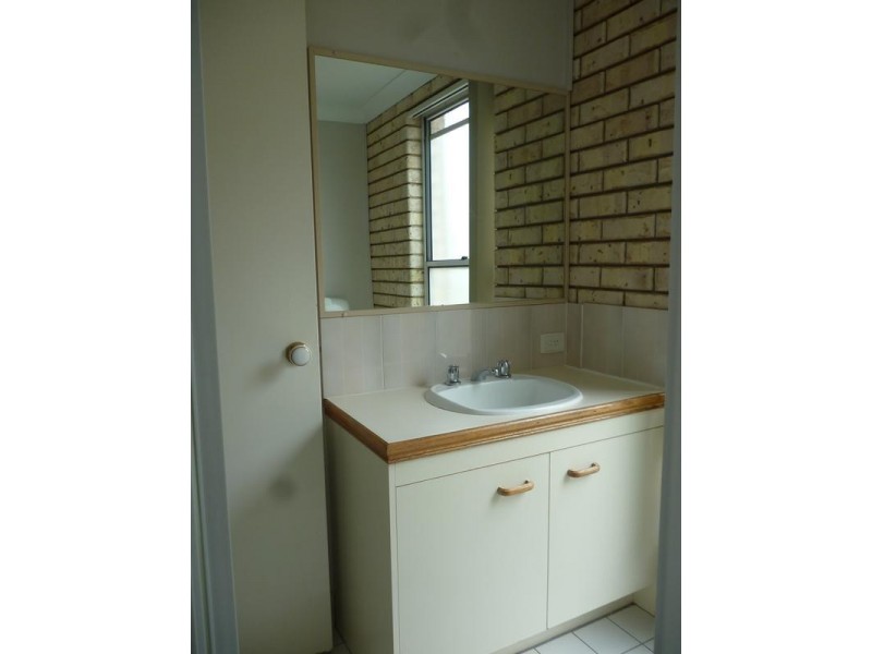 3/16 Lindsay Street, Bundamba QLD 4304