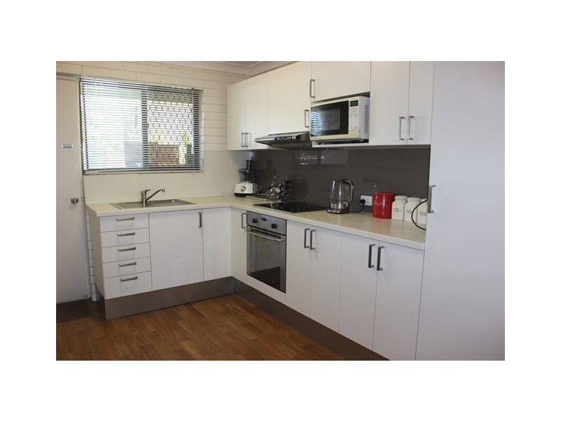 6/160 Glebe Road, Booval QLD 4304