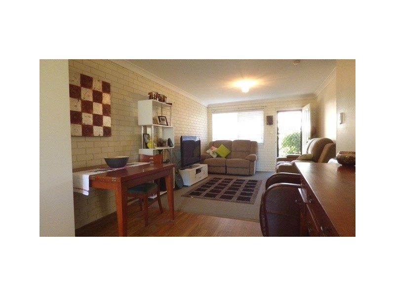 6/160 Glebe Road, Booval QLD 4304
