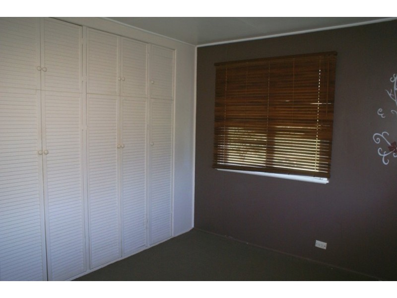 25 Holt Street, Brassall QLD 4305