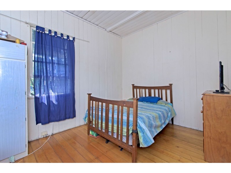 32 Hill Street, North Ipswich QLD 4305