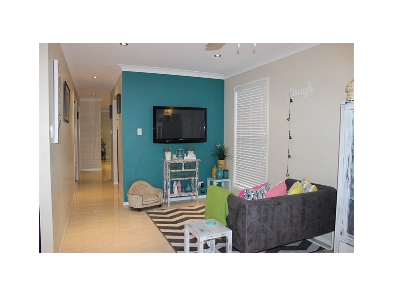 9 Waight Street, Rosewood QLD 4340