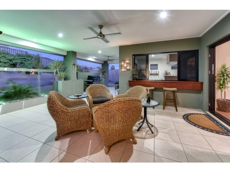 33 Ambrose Drive, Augustine Heights QLD 4300