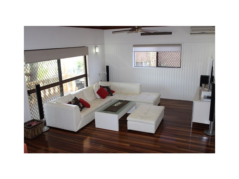 14 Cooinda Street, Eastern Heights QLD 4305