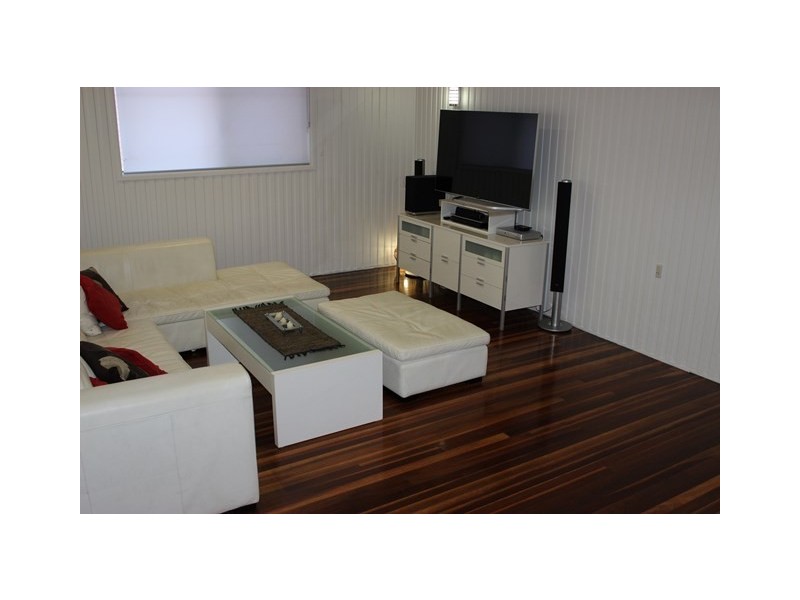 14 Cooinda Street, Eastern Heights QLD 4305