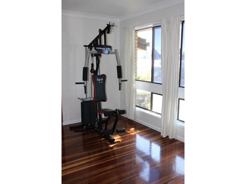 14 Cooinda Street, Eastern Heights QLD 4305