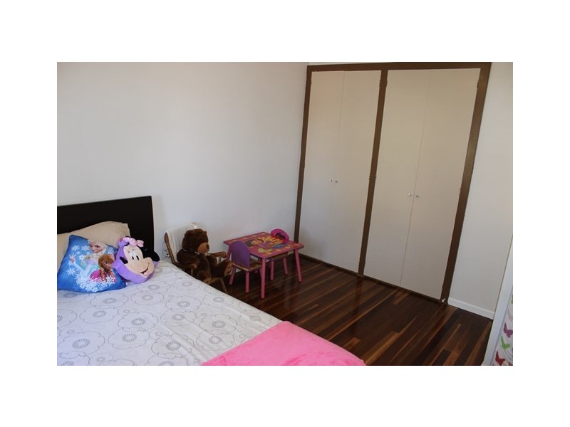 14 Cooinda Street, Eastern Heights QLD 4305