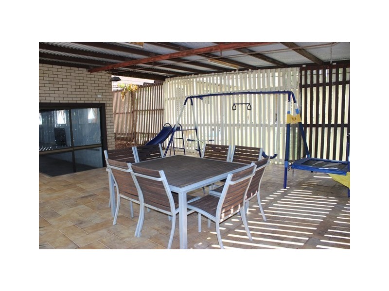 14 Cooinda Street, Eastern Heights QLD 4305