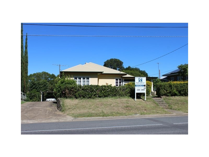 3 Robertson Road, Eastern Heights QLD 4305