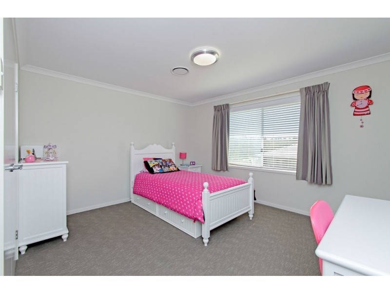 38 Waterfront Drive, Karalee QLD 4306
