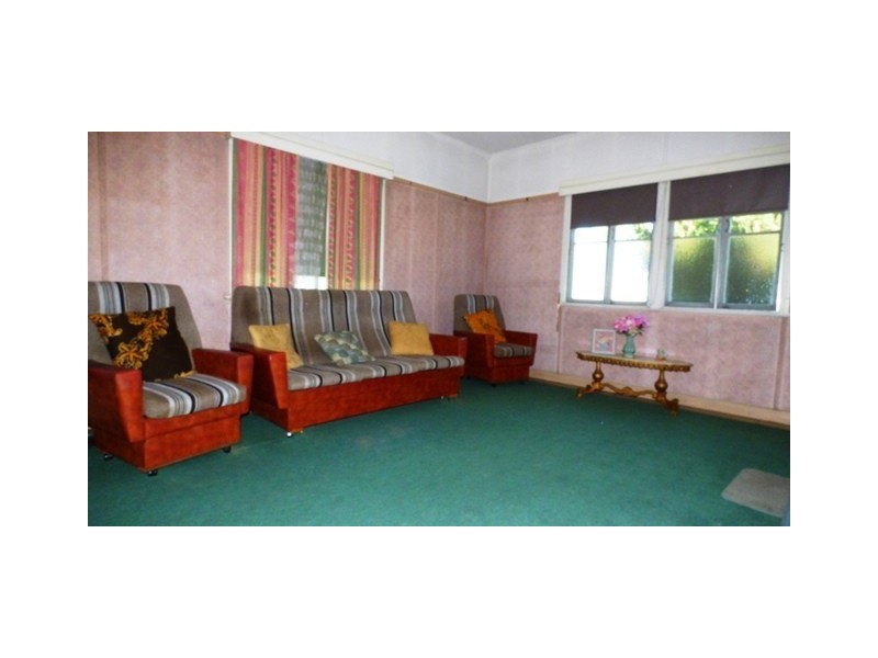 54 Lowry Street, North Ipswich QLD 4305