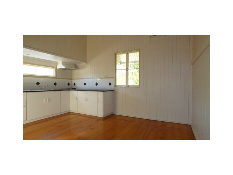 15 Chubb Street, One Mile QLD 4305