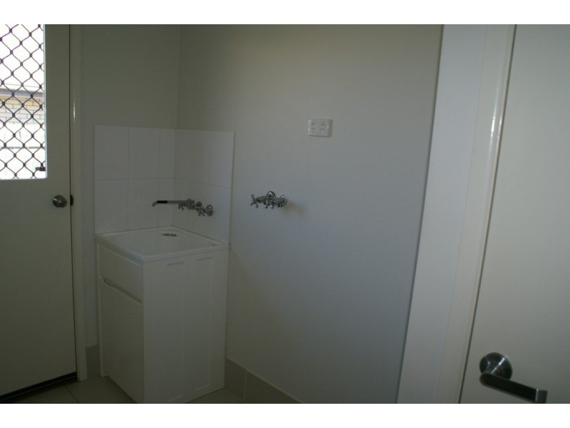 20 Bickle Place, North Booval QLD 4304