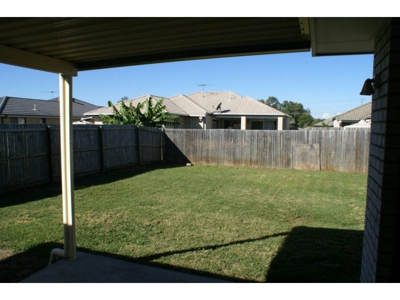 20 Bickle Place, North Booval QLD 4304