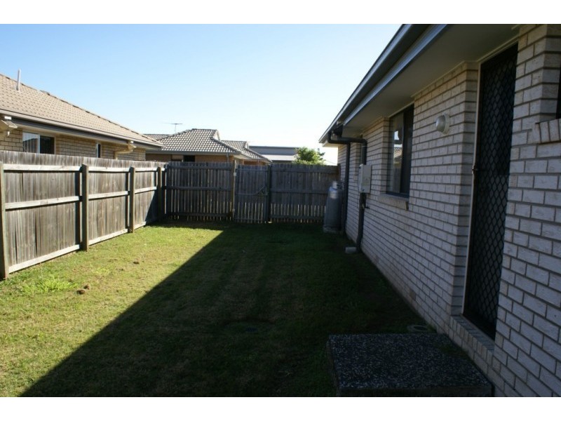 20 Bickle Place, North Booval QLD 4304