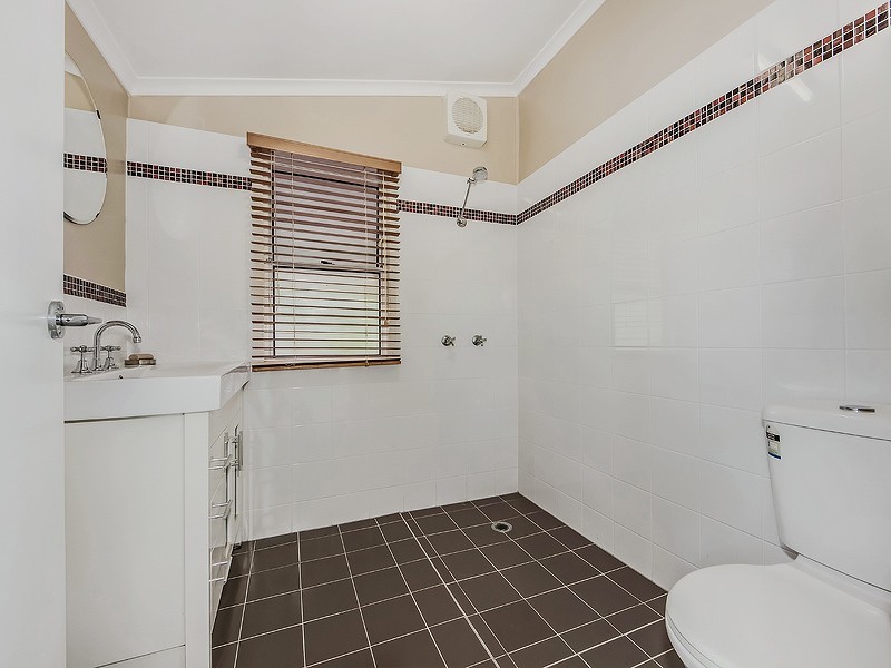 5 Stephenson Street, Sadliers Crossing QLD 4305