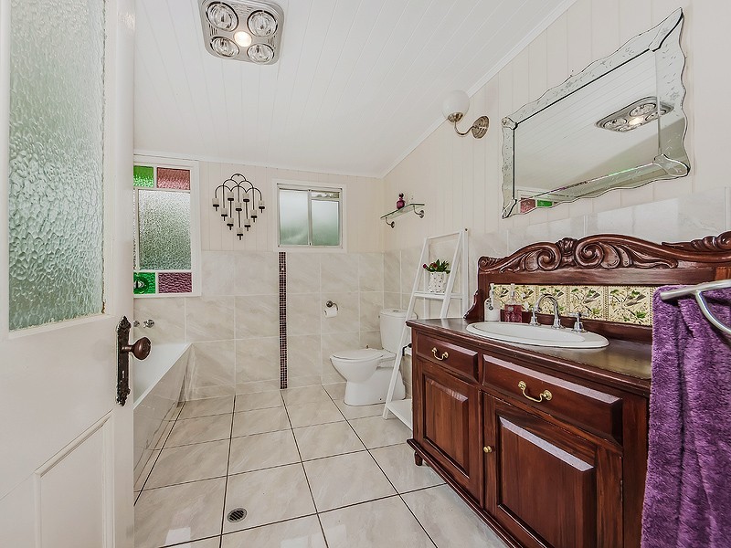 5 Stephenson Street, Sadliers Crossing QLD 4305