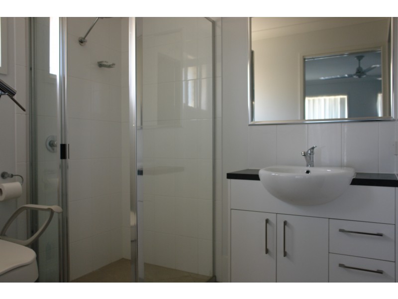 1/56 Pendragon Street, Raceview QLD 4305