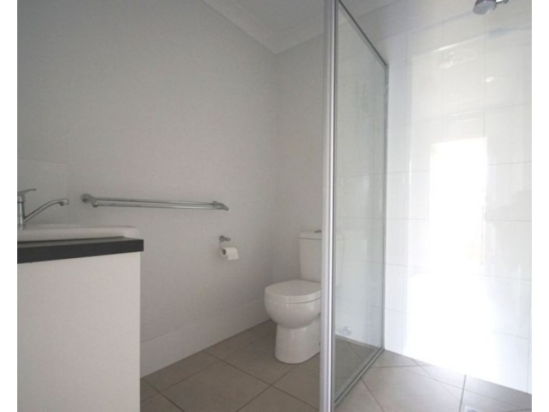 2/56 Pendragon Street, Raceview QLD 4305