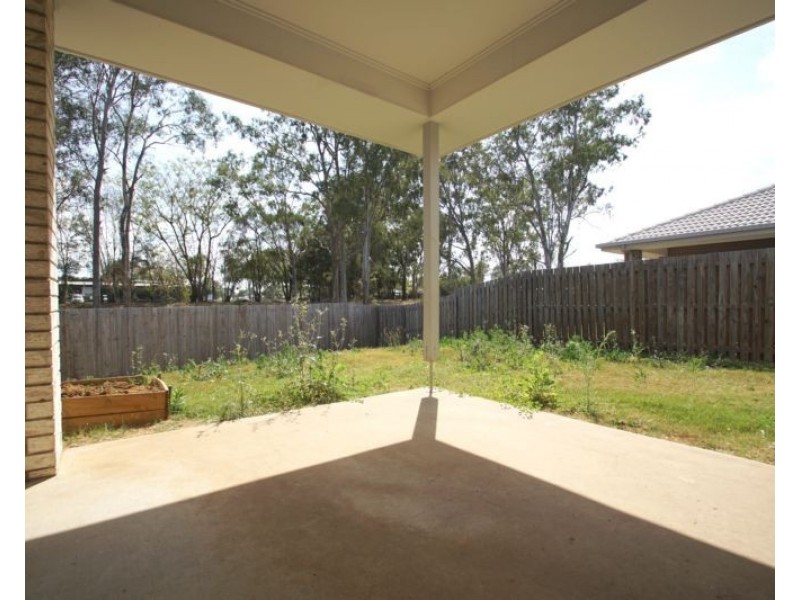 2/56 Pendragon Street, Raceview QLD 4305