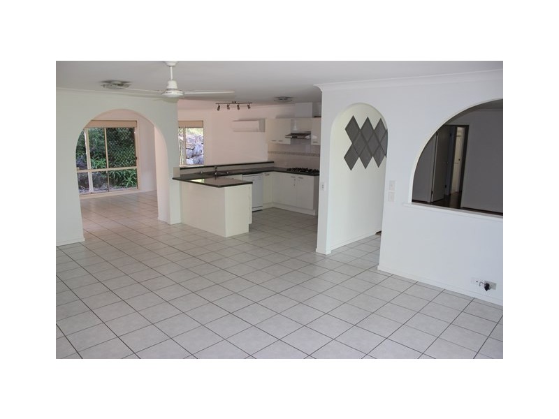 11 Kerr Court, Brassall QLD 4305