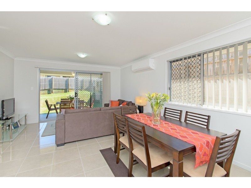 42 Essex Street, Chuwar QLD 4306