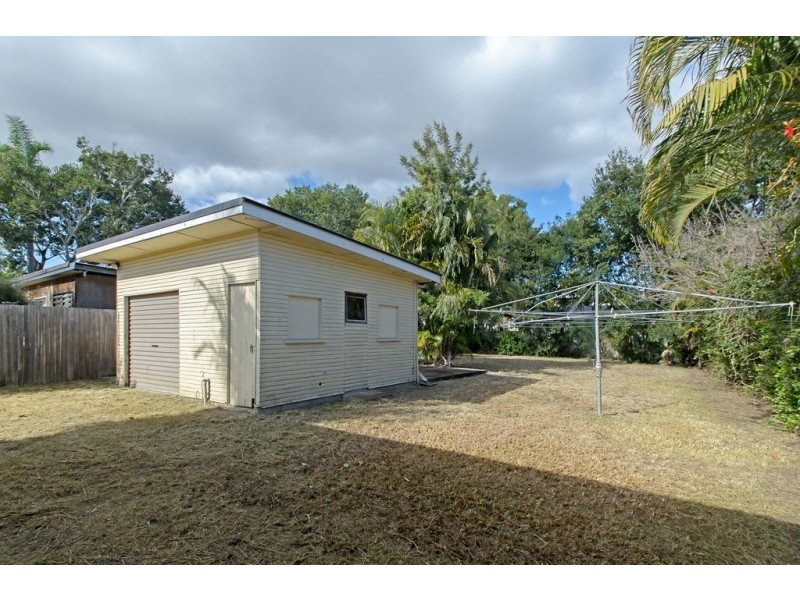 7 Selwyn Street, North Booval QLD 4304