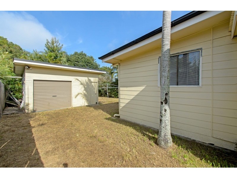 7 Selwyn Street, North Booval QLD 4304