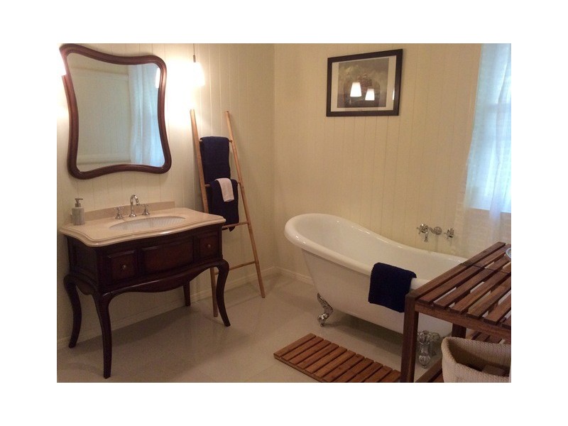 77 Blackall Street, Basin Pocket QLD 4305